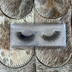 3D HIGH QUALITY STRIP LASHES
